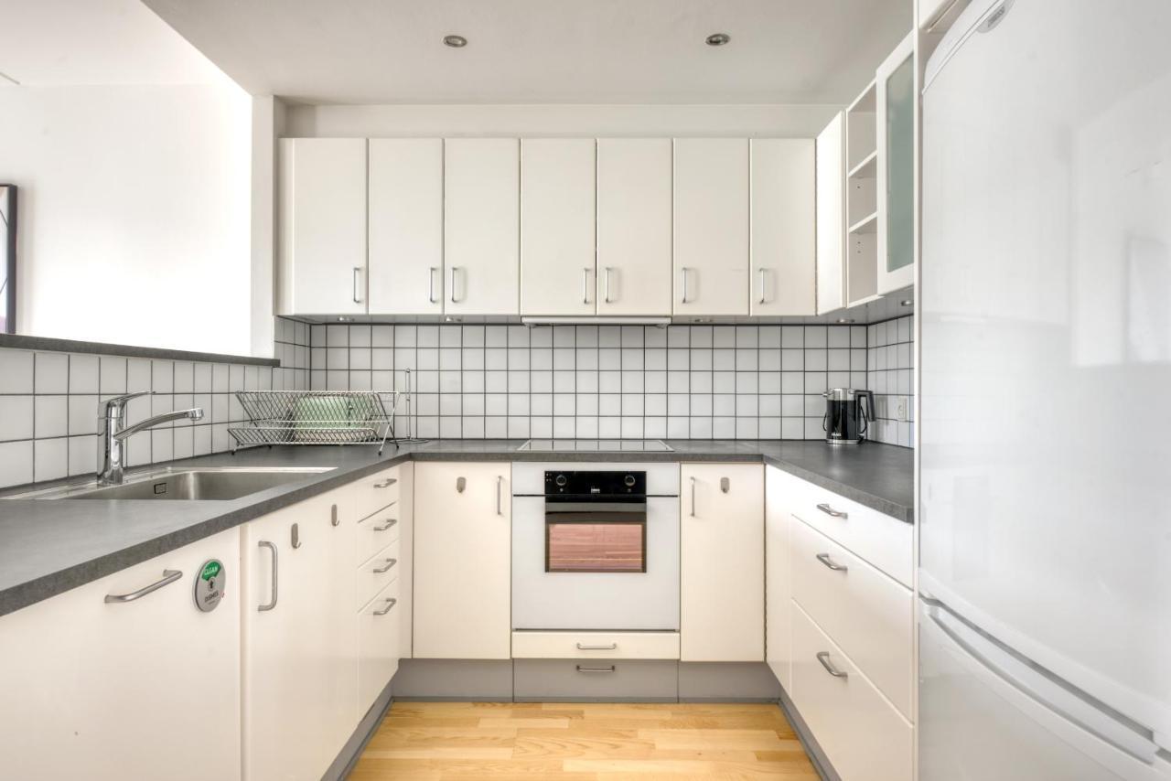 Amazing Two Bedroom In Urban Area *