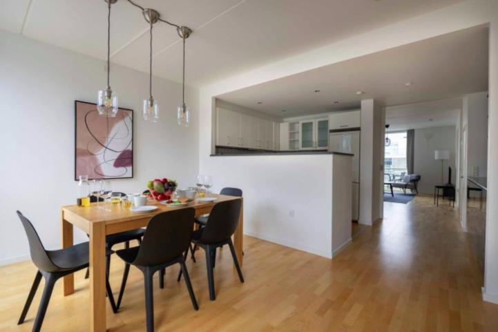 Amazing Two Bedroom In Urban Area Lejlighed København