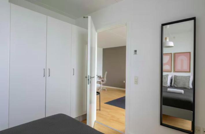 Lejlighed Amazing Two Bedroom In Urban Area *