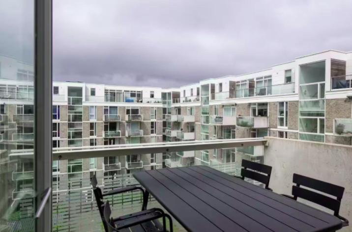 Amazing Two Bedroom In Urban Area København